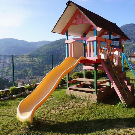 Planinski Polah House ديفين المظهر الخارجي الصورة