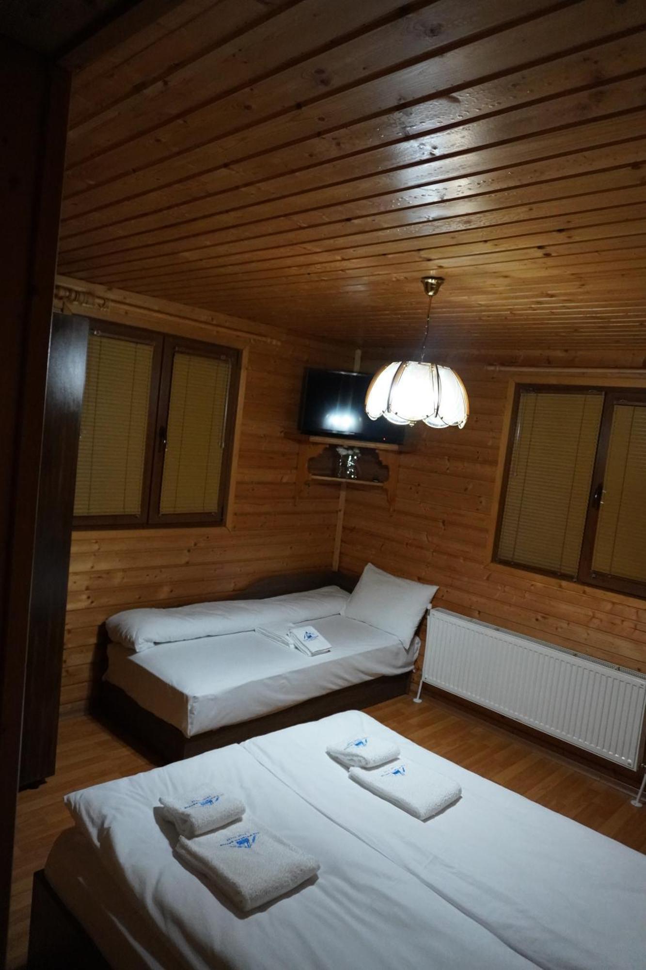Planinski Polah House ديفين المظهر الخارجي الصورة